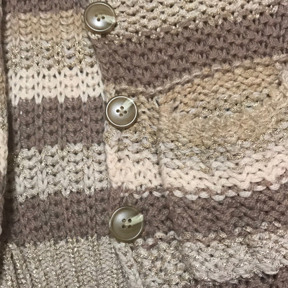 Moda Sweater - Picture 3 of 3